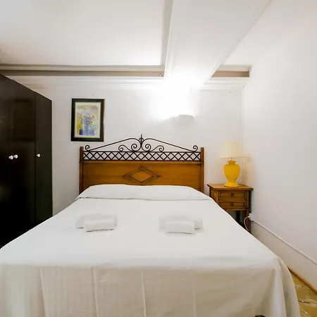 4 Liberty Suites 公寓 阿德耶